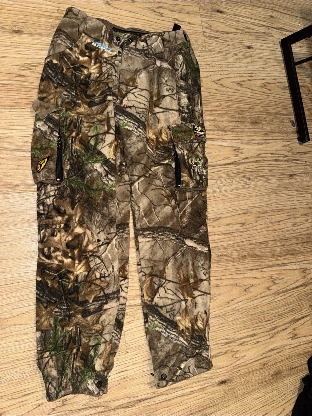 Realtree Scent Blocker Bone Collector  Camouflage Cargo Pants in Brown and Green